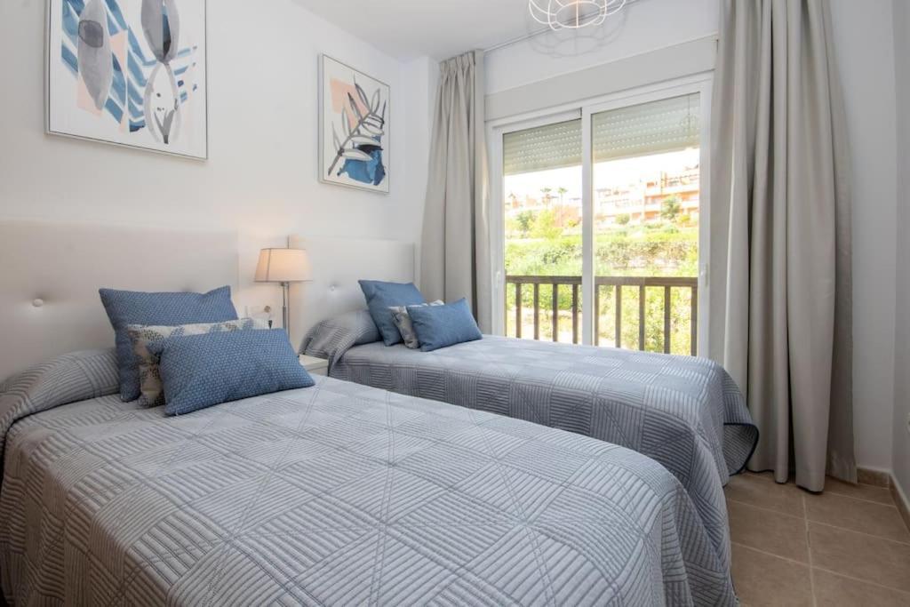 Apartamento Penthouse With Roof Terrace, Bbq, Pool- And Sea Views Buenas Noches Exterior foto