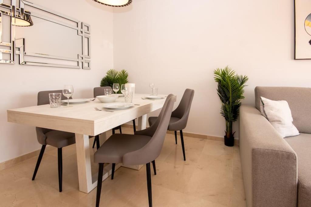 Apartamento Penthouse With Roof Terrace, Bbq, Pool- And Sea Views Buenas Noches Exterior foto