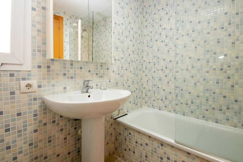 Apartamento Penthouse With Roof Terrace, Bbq, Pool- And Sea Views Buenas Noches Exterior foto