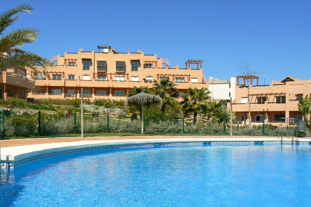 Apartamento Penthouse With Roof Terrace, Bbq, Pool- And Sea Views Buenas Noches Exterior foto